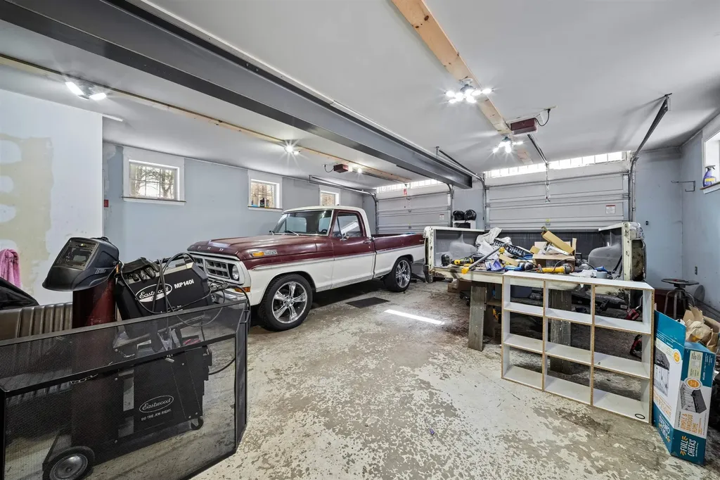 12 Loring Drive Rochester NH 03839