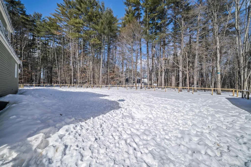 12 Loring Drive Rochester NH 03839