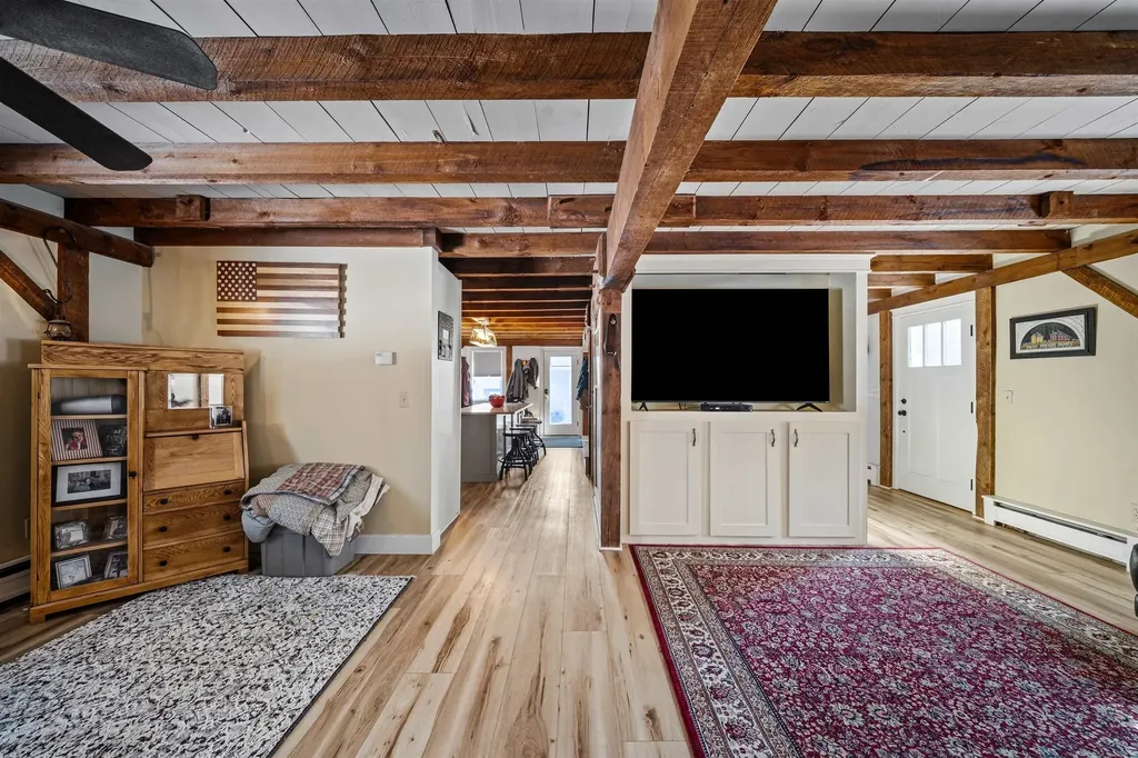 12 Loring Drive Rochester NH 03839