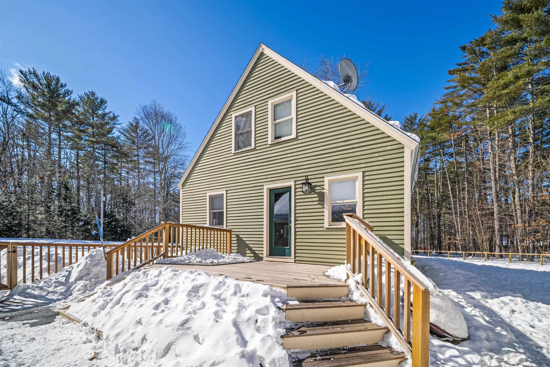 12 Loring Drive Rochester NH 03839