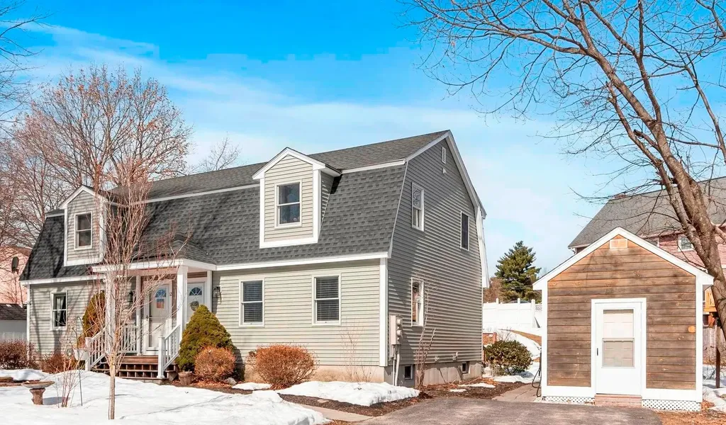 12R Brian Avenue Derry NH 03038