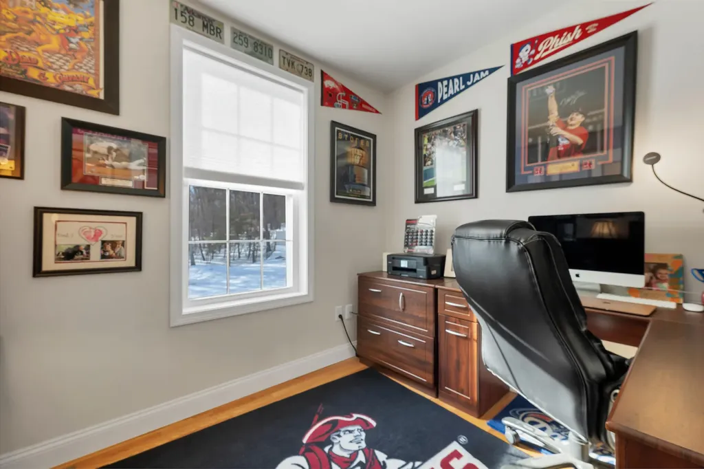 4 Heron Drive Litchfield NH 03052