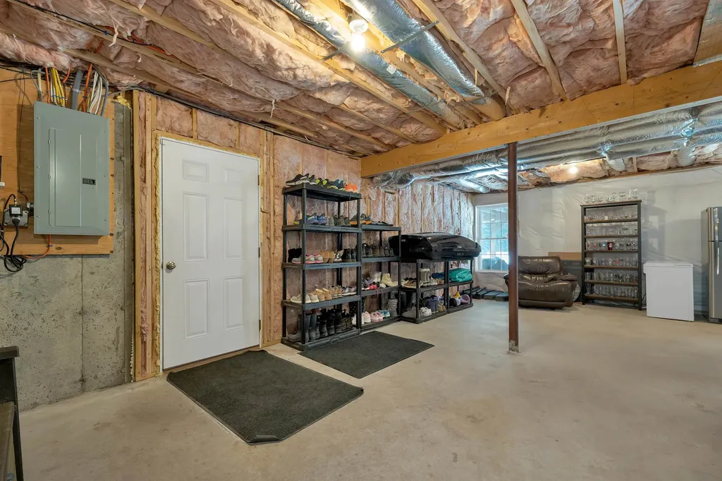 4 Heron Drive Litchfield NH 03052
