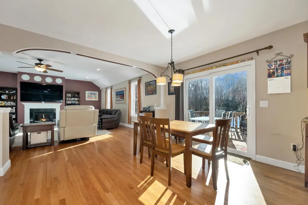 4 Heron Drive Litchfield NH 03052
