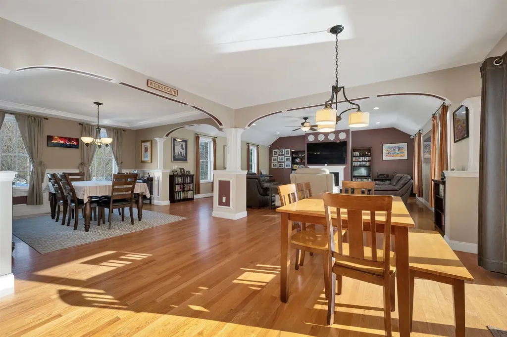 4 Heron Drive Litchfield NH 03052