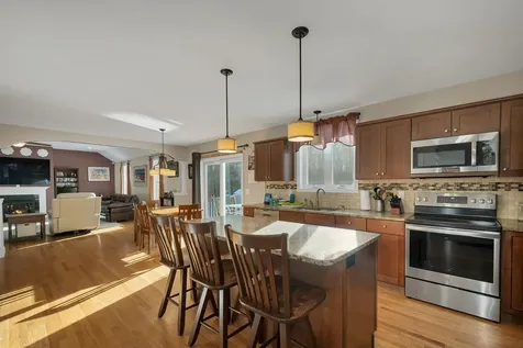 4 Heron Drive Litchfield NH 03052
