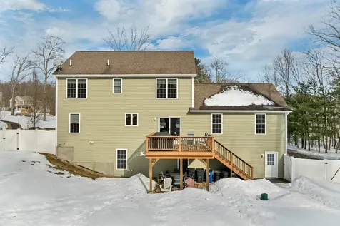 4 Heron Drive Litchfield NH 03052
