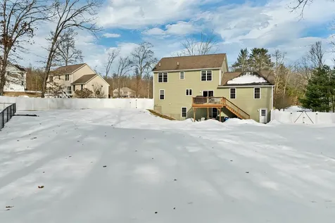 4 Heron Drive Litchfield NH 03052