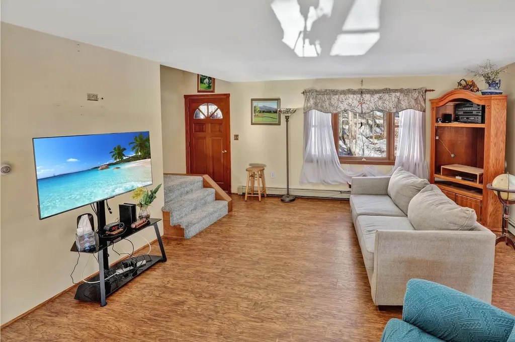 6 Shepherd Lane Thornton NH 03285