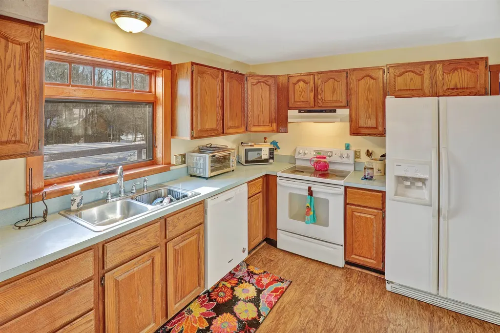 6 Shepherd Lane Thornton NH 03285