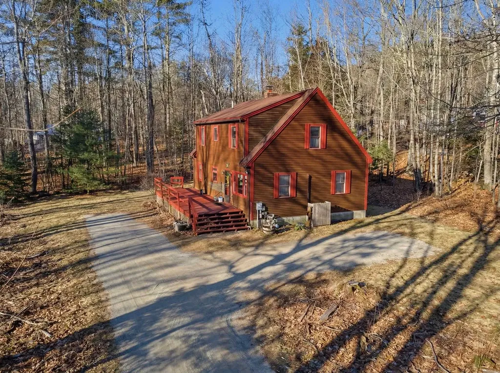 6 Shepherd Lane Thornton NH 03285