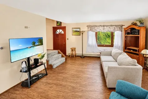6 Shepherd Lane Thornton NH 03285