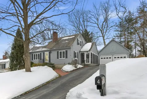 4 Nightingale Road Nashua NH 03062