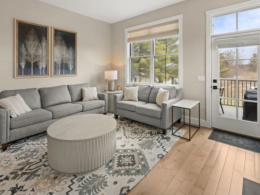27 Elmore Street Shelburne VT 05482