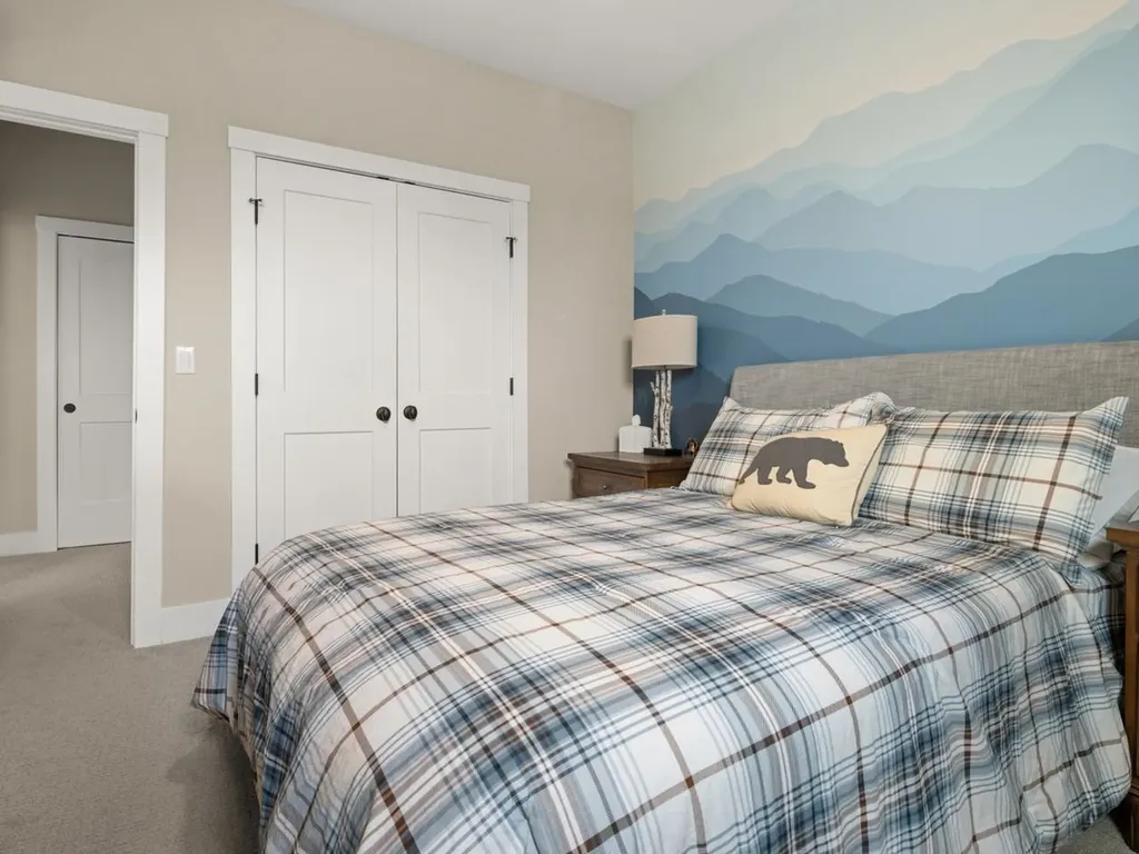 27 Elmore Street Shelburne VT 05482