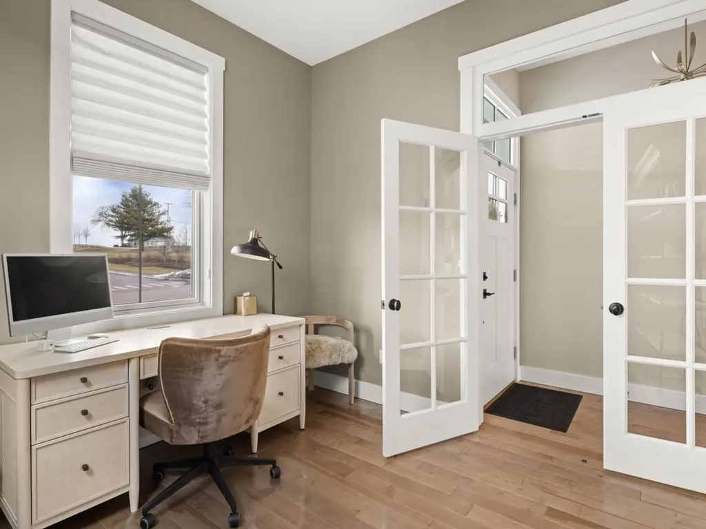 27 Elmore Street Shelburne VT 05482
