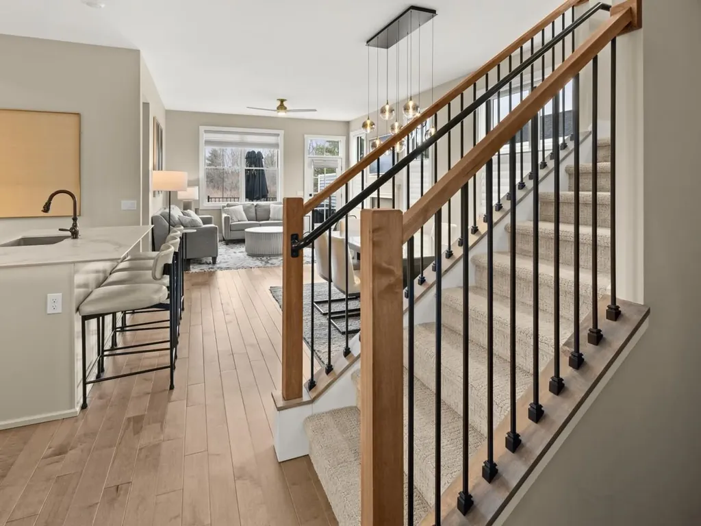 27 Elmore Street Shelburne VT 05482