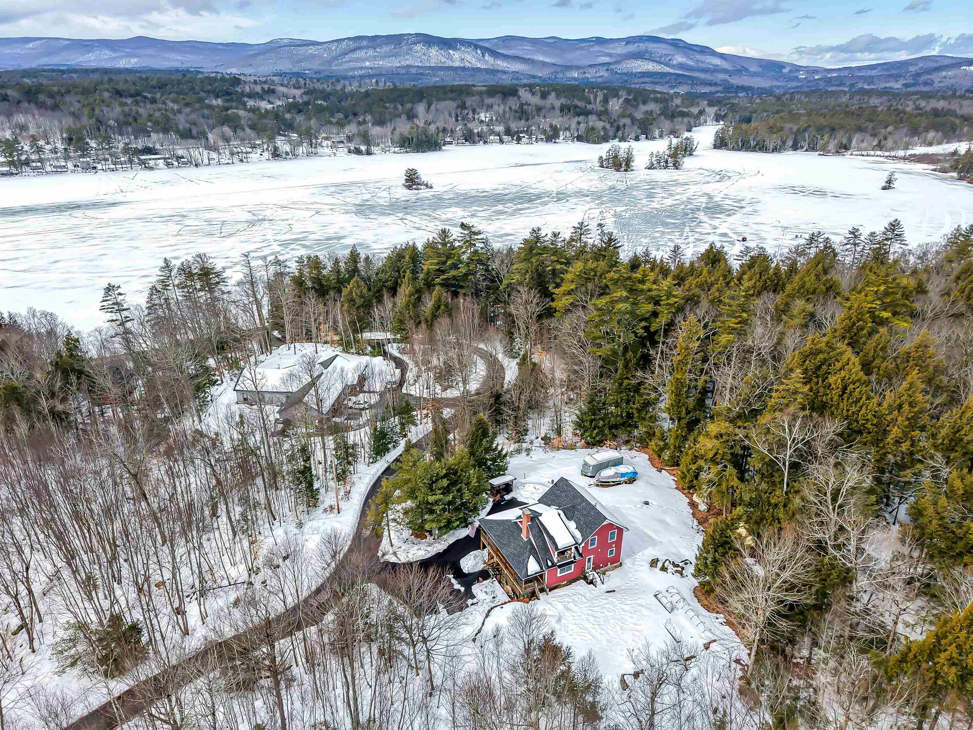 24 Cummings Drive Newbury NH 03255