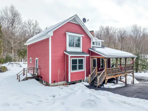 24 Cummings Drive Newbury NH 03255