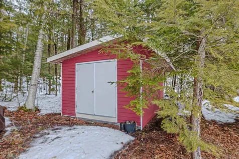 24 Cummings Drive Newbury NH 03255