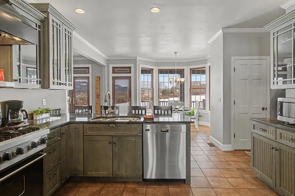 4517 Oak Hill Road Williston VT 05495