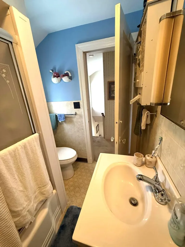 157 Commonwealth Avenue Springfield VT 05156
