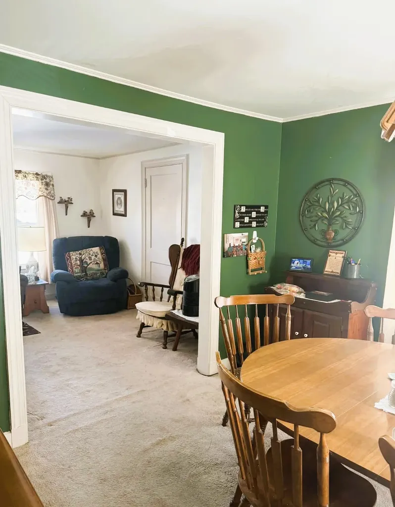 157 Commonwealth Avenue Springfield VT 05156