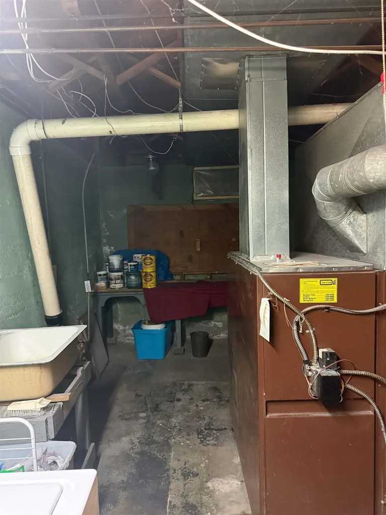 157 Commonwealth Avenue Springfield VT 05156