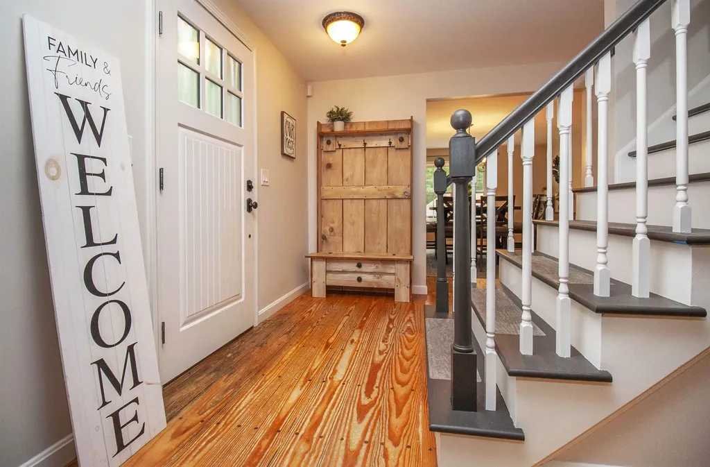 96 Pond View Drive Auburn NH 03032