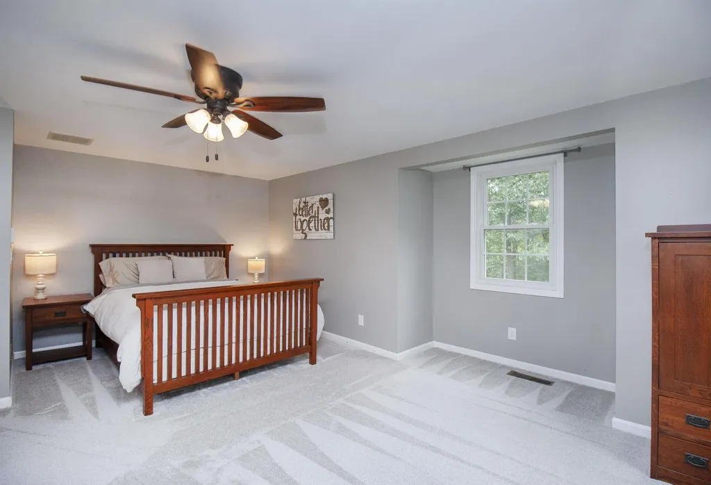 96 Pond View Drive Auburn NH 03032