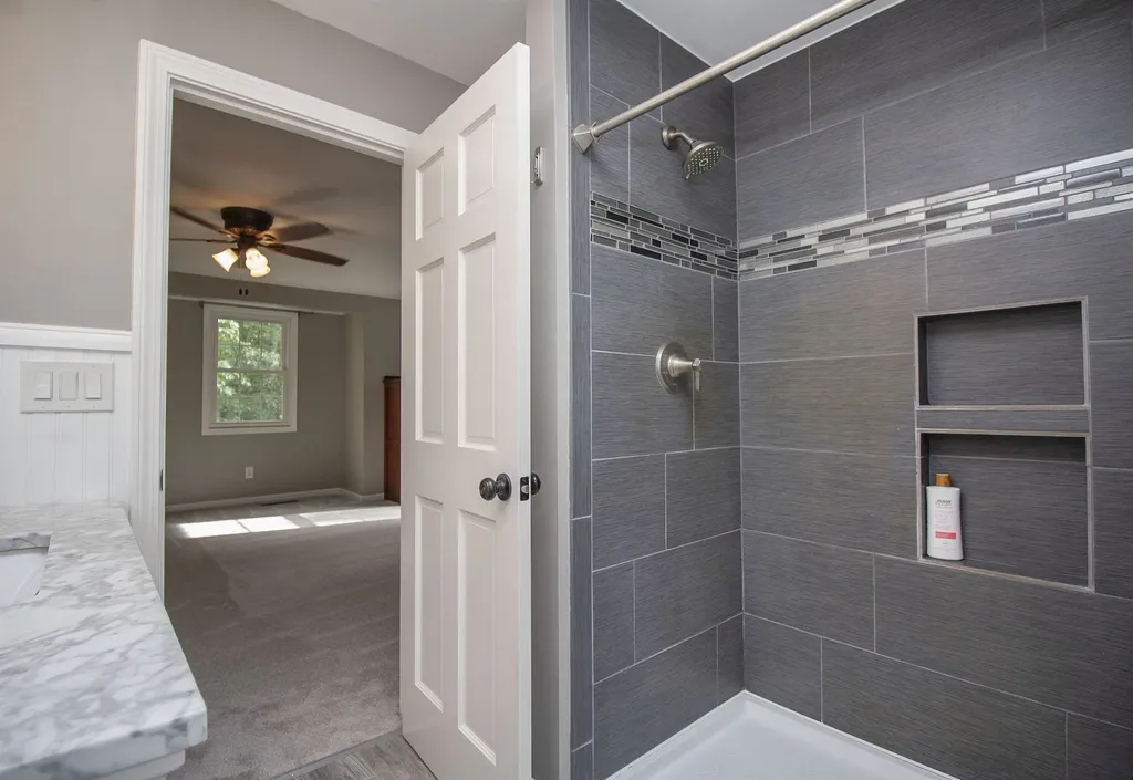 96 Pond View Drive Auburn NH 03032