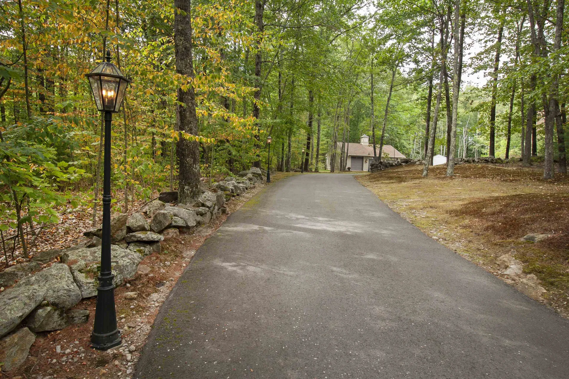 96 Pond View Drive Auburn NH 03032