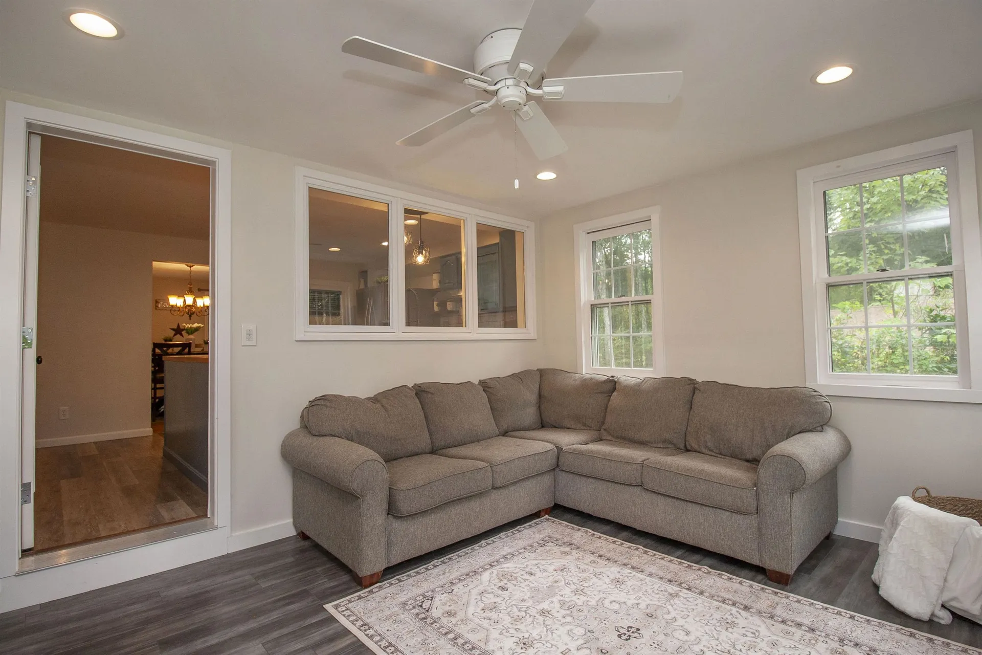 96 Pond View Drive Auburn NH 03032