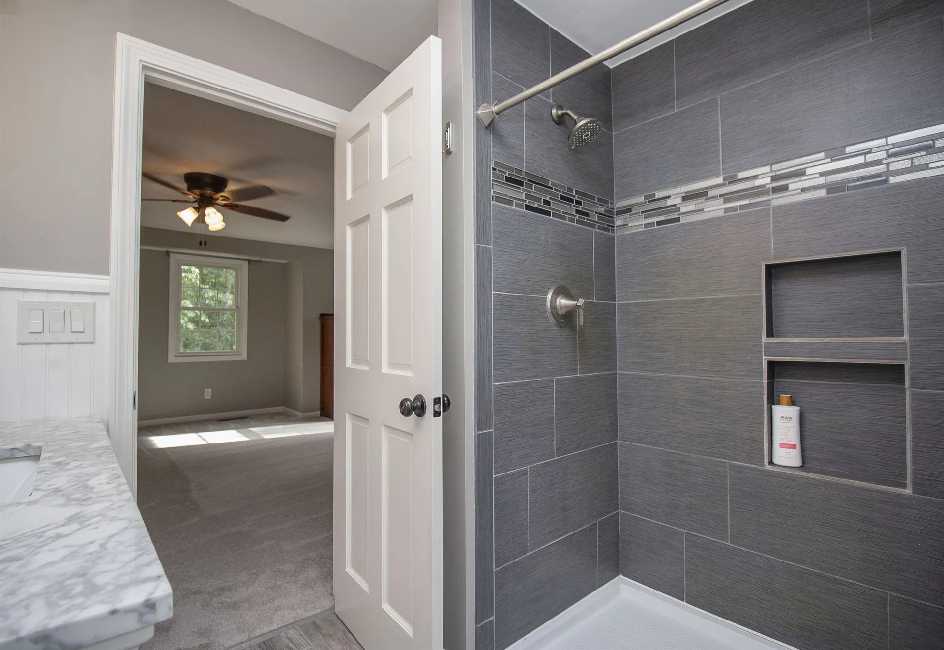 96 Pond View Drive Auburn NH 03032