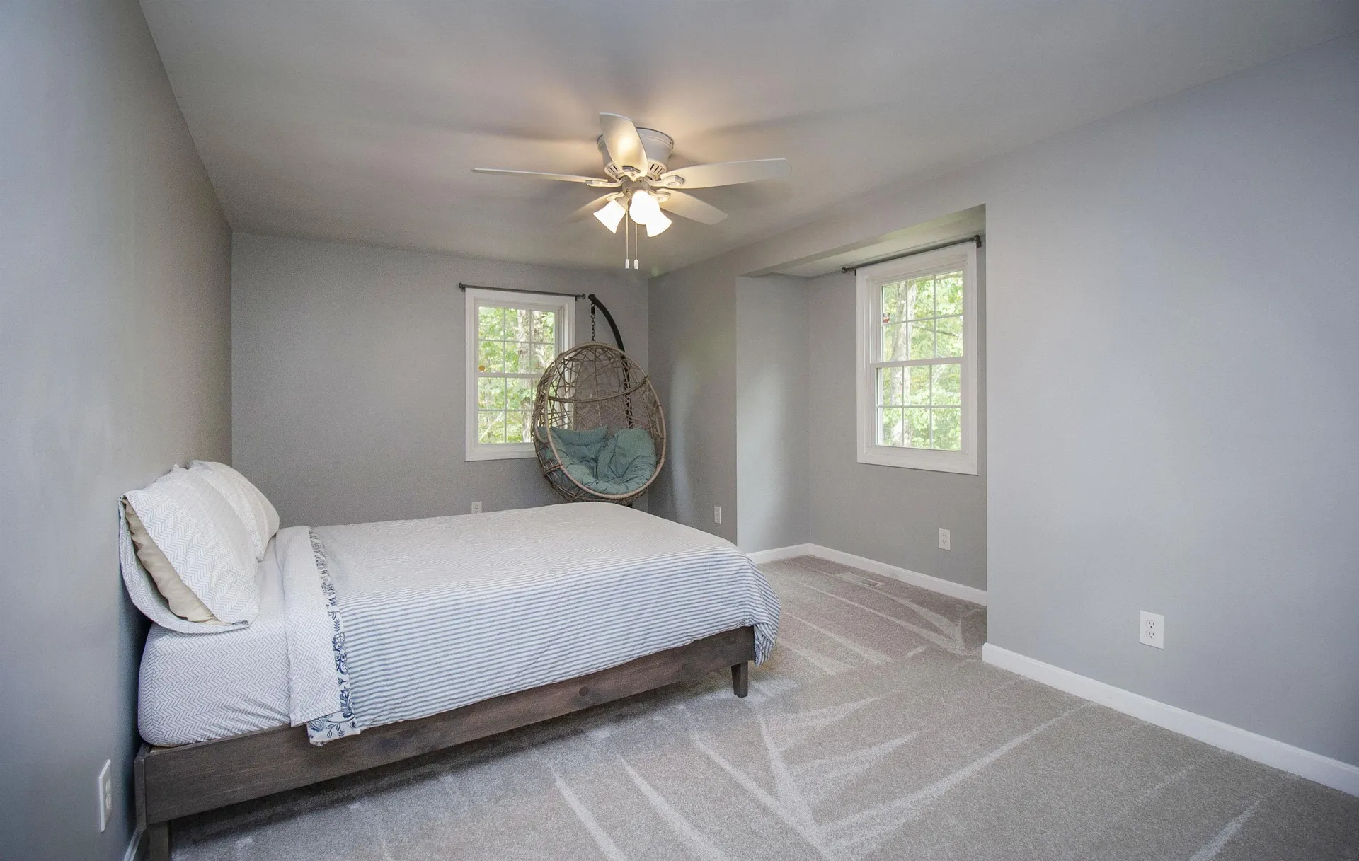 96 Pond View Drive Auburn NH 03032