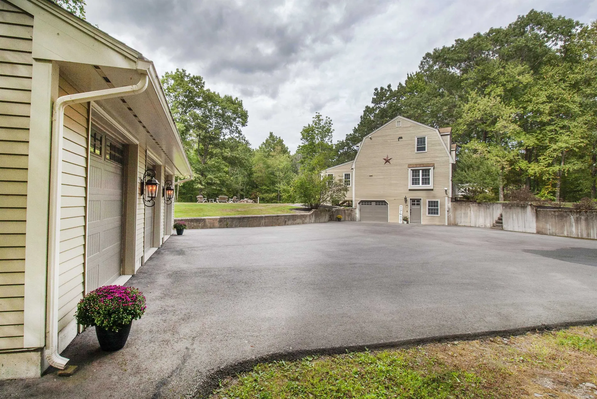 96 Pond View Drive Auburn NH 03032