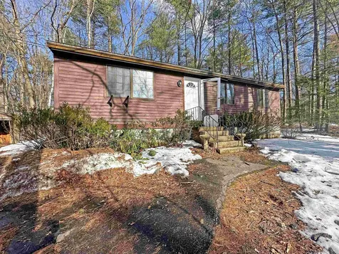 8 Park Street Allenstown NH 03275