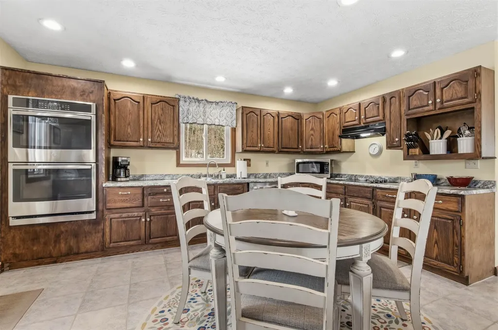 4 Pierre Road Stewartstown NH 03597