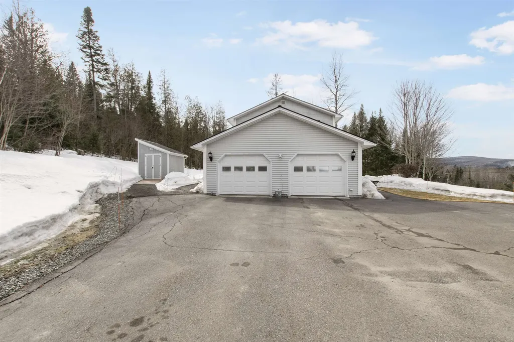 4 Pierre Road Stewartstown NH 03597