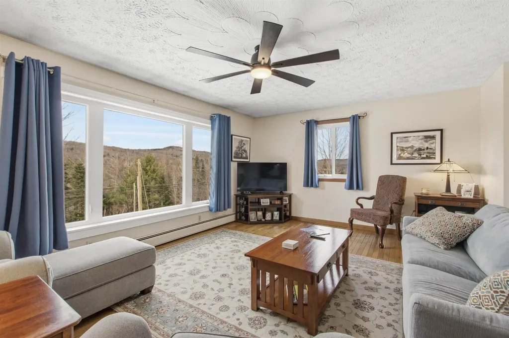 4 Pierre Road Stewartstown NH 03597
