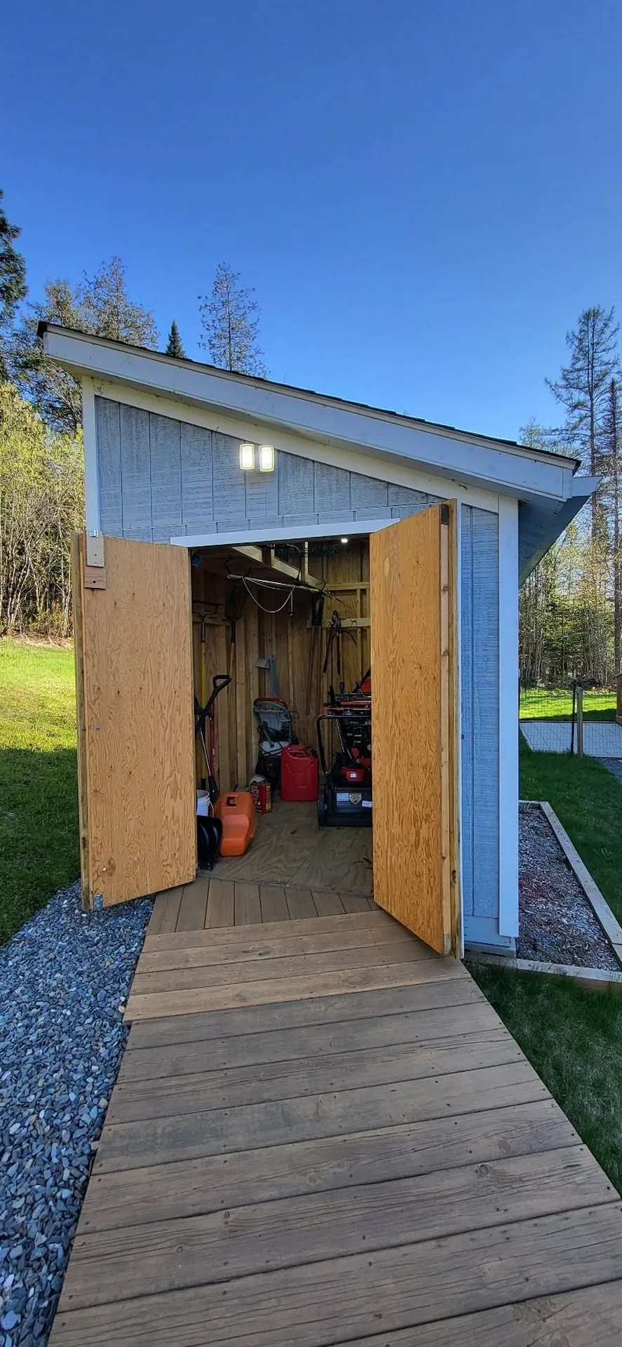 4 Pierre Road Stewartstown NH 03597