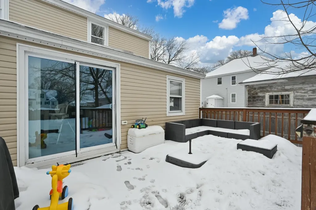 21 Williams Street Nashua NH 03060