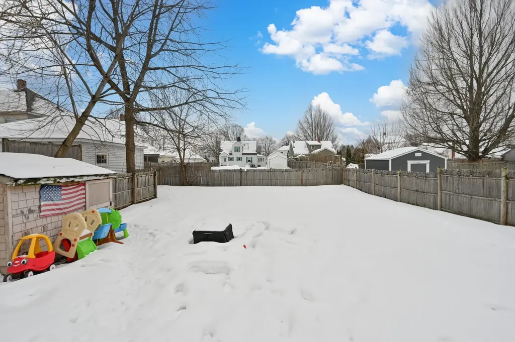 21 Williams Street Nashua NH 03060