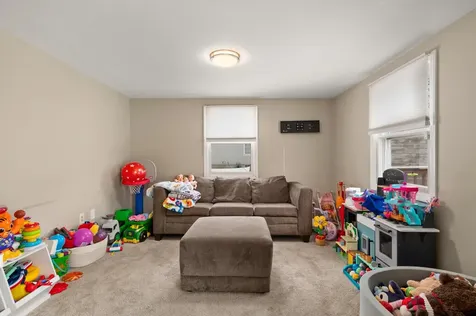 21 Williams Street Nashua NH 03060