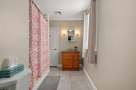 21 Williams Street Nashua NH 03060