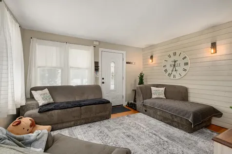 21 Williams Street Nashua NH 03060