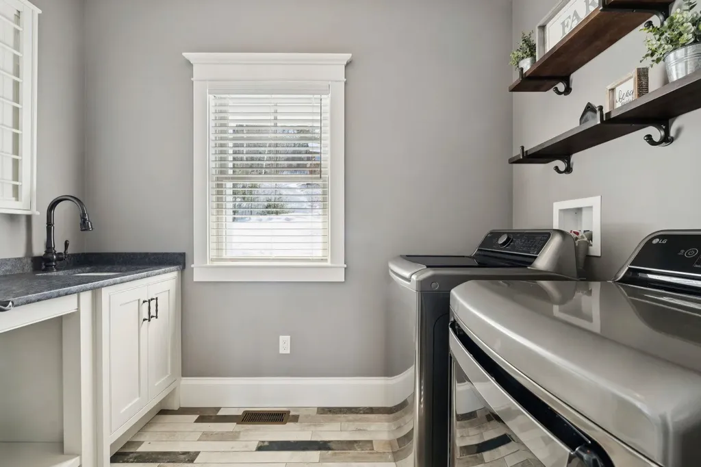 18 Bay Ridge Drive Meredith NH 03253