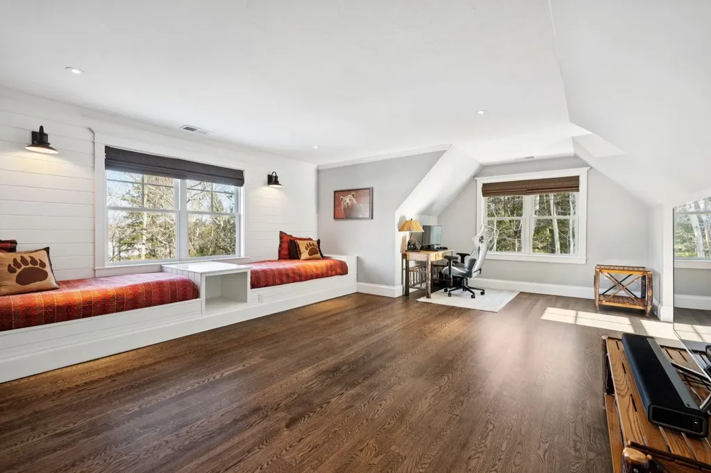 18 Bay Ridge Drive Meredith NH 03253
