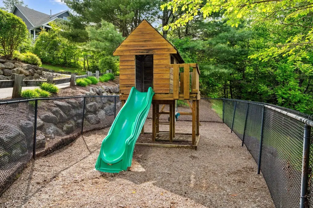 18 Bay Ridge Drive Meredith NH 03253