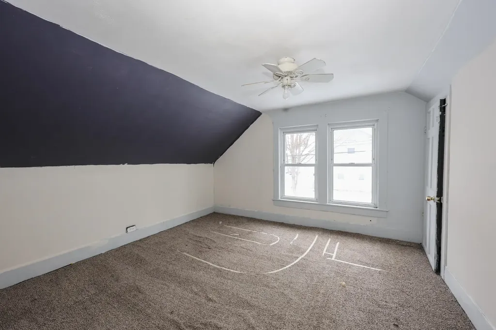 32 Norton Street Nashua NH 03064